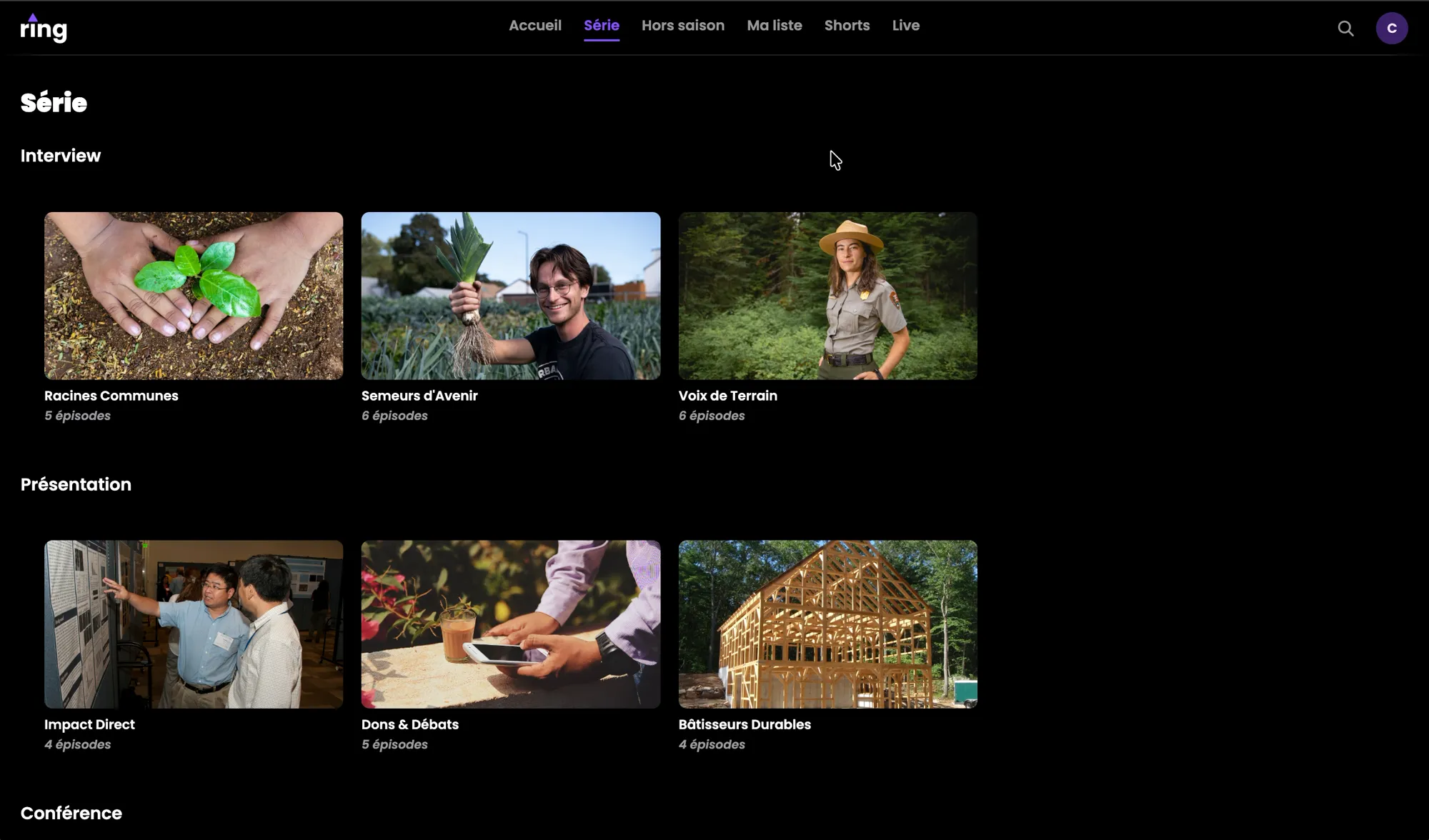 Catalogue d'une plateforme ring : les séries rangées par rubriques Interview, Présentation et Conférence.